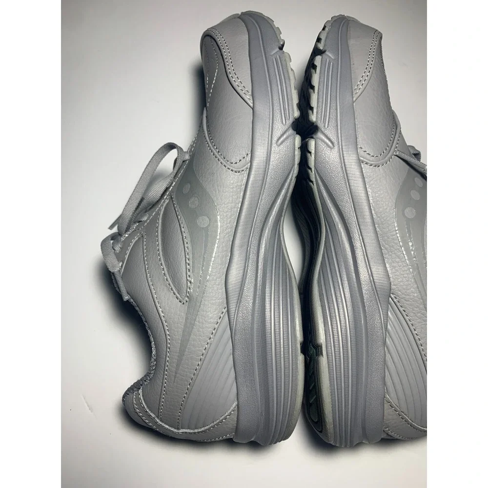 Saucony Integrity Walker 3 Sneakers Womens 9.5 W Gray Lace Up Shoes S50205-3